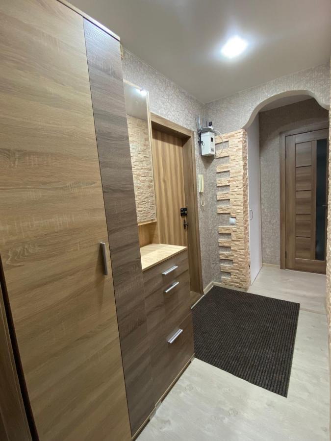 Квартира С Раздельными Комнатами, Левый Берег, Пр Правды, Ул Калиновая Dnipro Luaran gambar